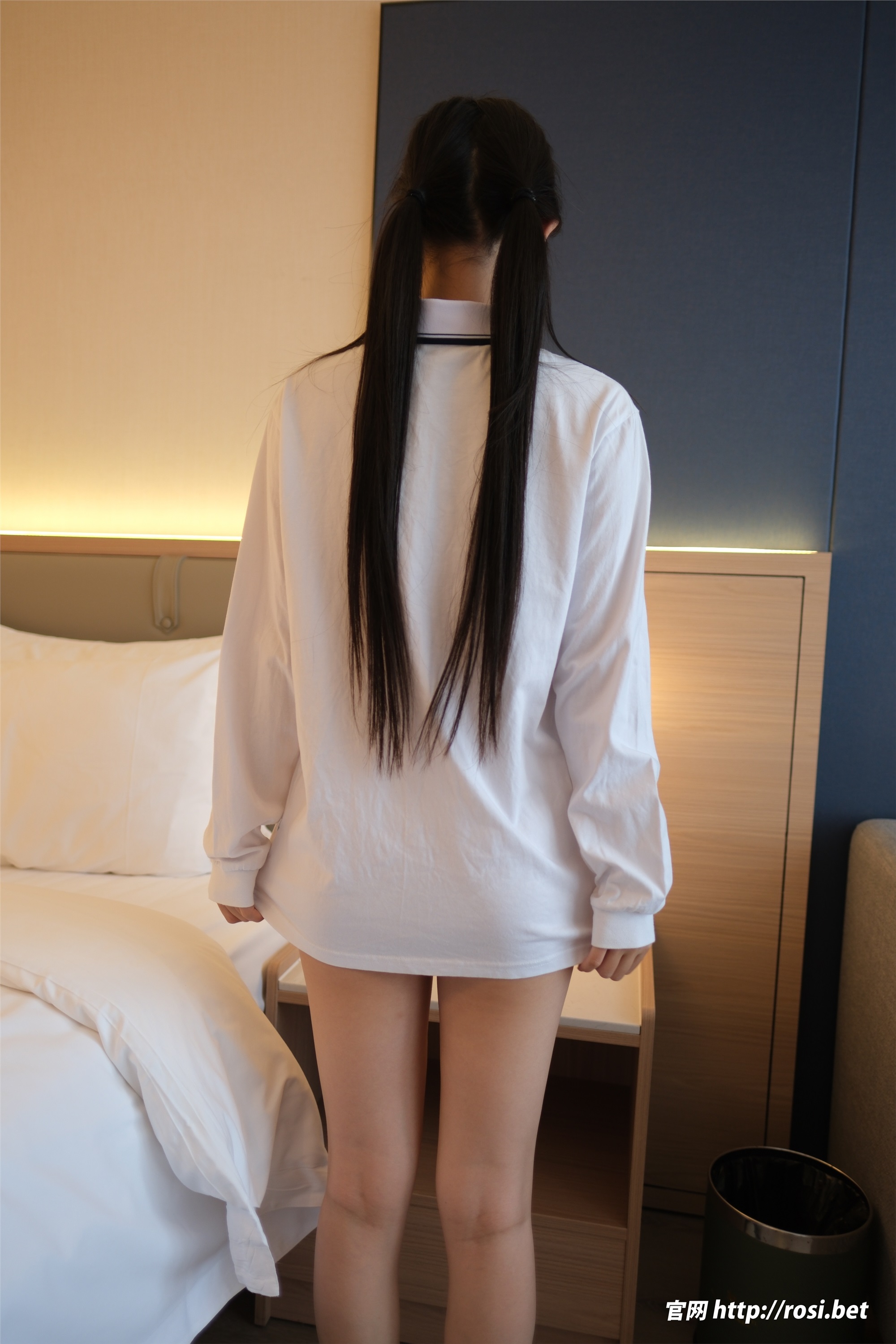 ROSI写真 2025.12.02 NO.5111